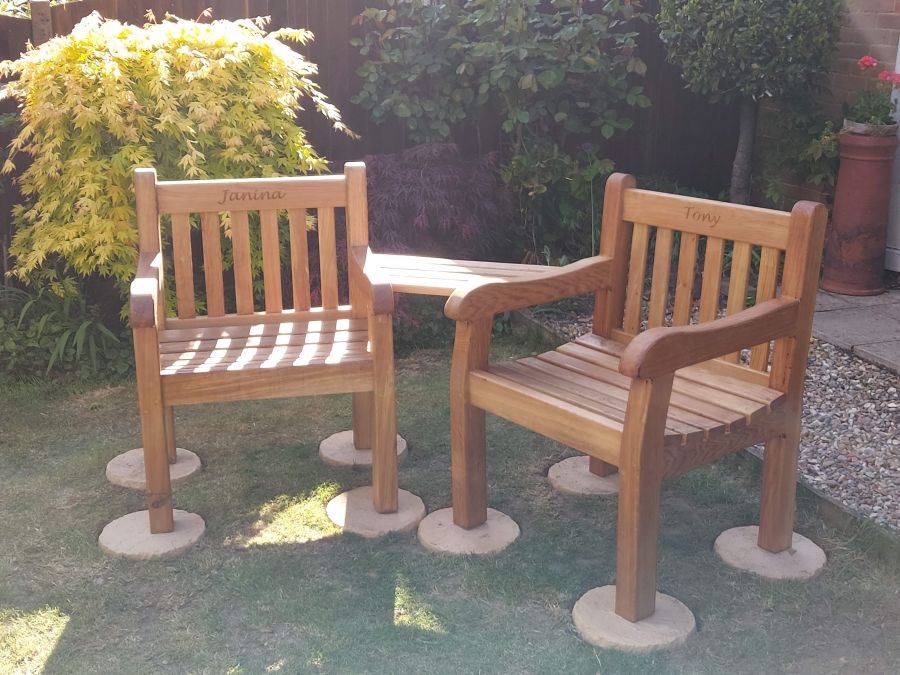 Traditional hand crafted Oak Garden / Park bench seat - Image 5